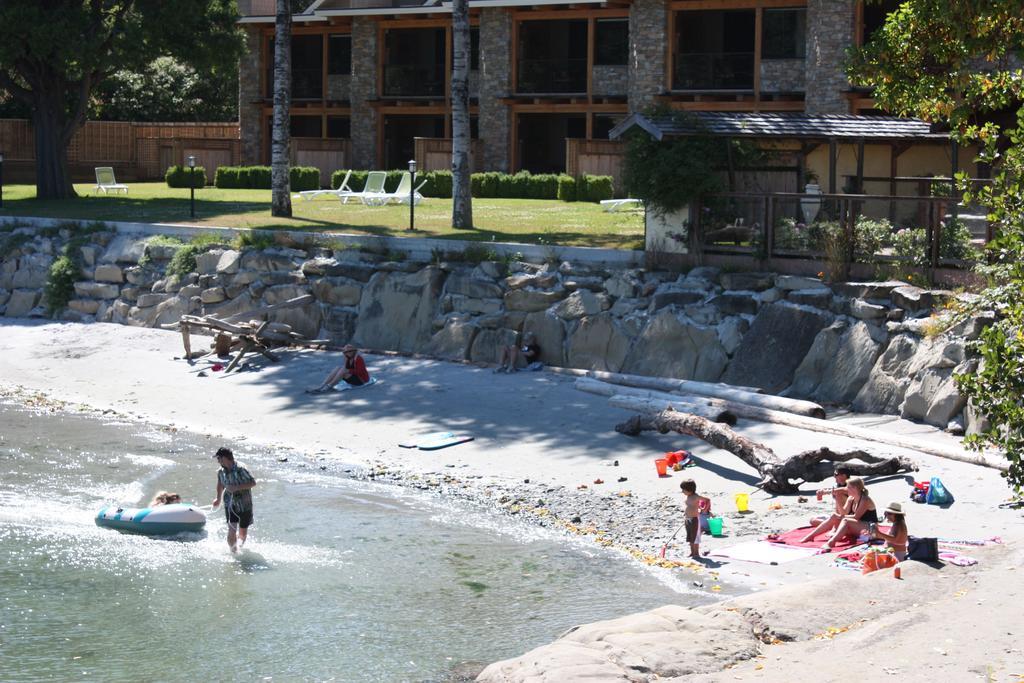 Galiano Oceanfront Inn & Spa Sturdies Bay ภายนอก รูปภาพ